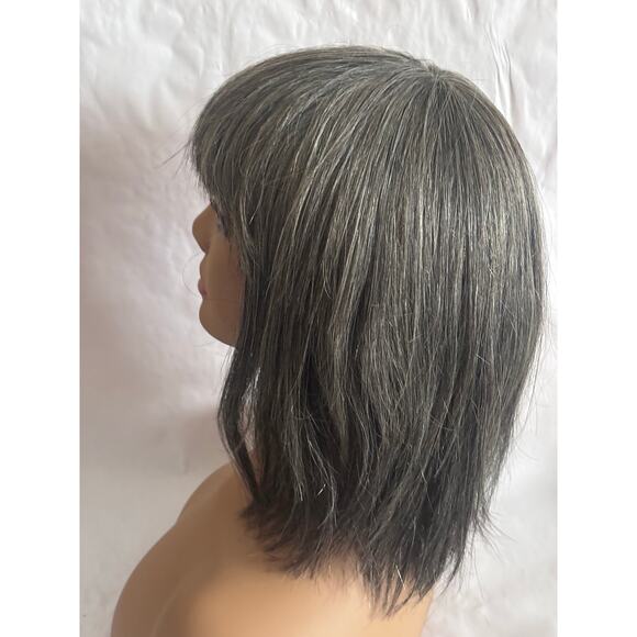 Fab and Fly HH-Deria Wig Color Gray 280/34/44 classic Bob with Bangs Human hair - Picture 7 of 8